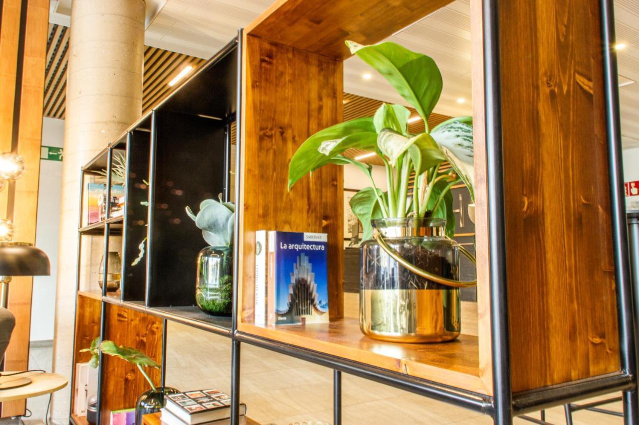 Hotel Hc*** Mollet Barcelona มอลเยต เดล บาเยส ภายนอก รูปภาพ