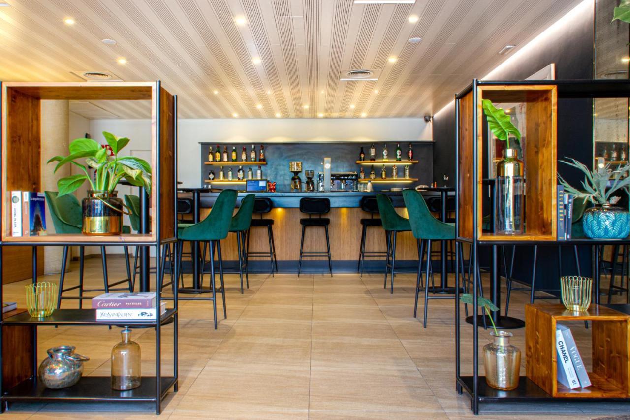 Hotel Hc*** Mollet Barcelona มอลเยต เดล บาเยส ภายนอก รูปภาพ