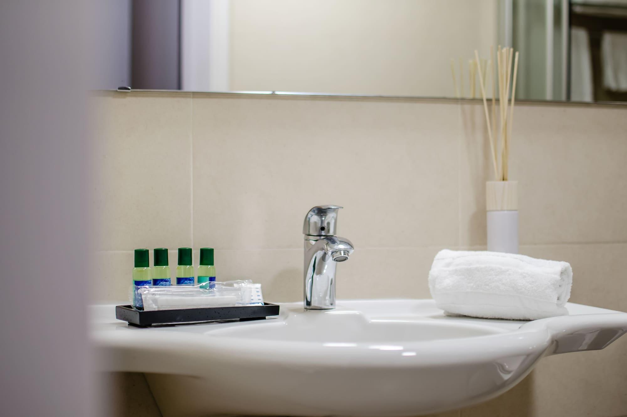 Hotel Hc*** Mollet Barcelona มอลเยต เดล บาเยส ภายนอก รูปภาพ