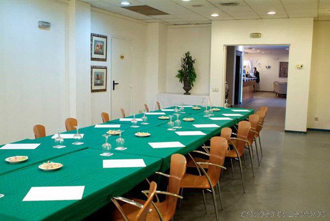 Hotel Hc*** Mollet Barcelona มอลเยต เดล บาเยส สิ่งอำนวยความสะดวก รูปภาพ