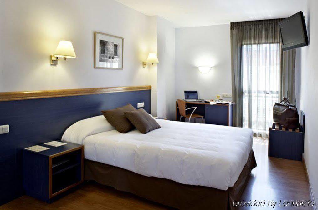 Hotel Hc*** Mollet Barcelona มอลเยต เดล บาเยส ภายนอก รูปภาพ