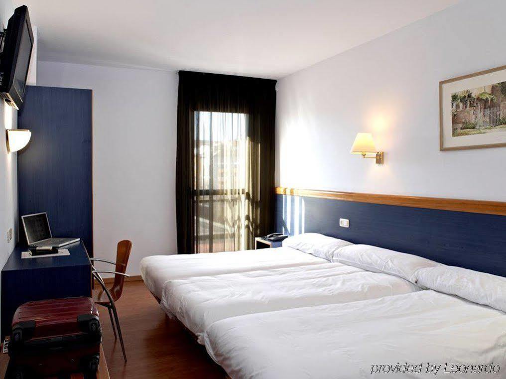 Hotel Hc*** Mollet Barcelona มอลเยต เดล บาเยส ภายนอก รูปภาพ