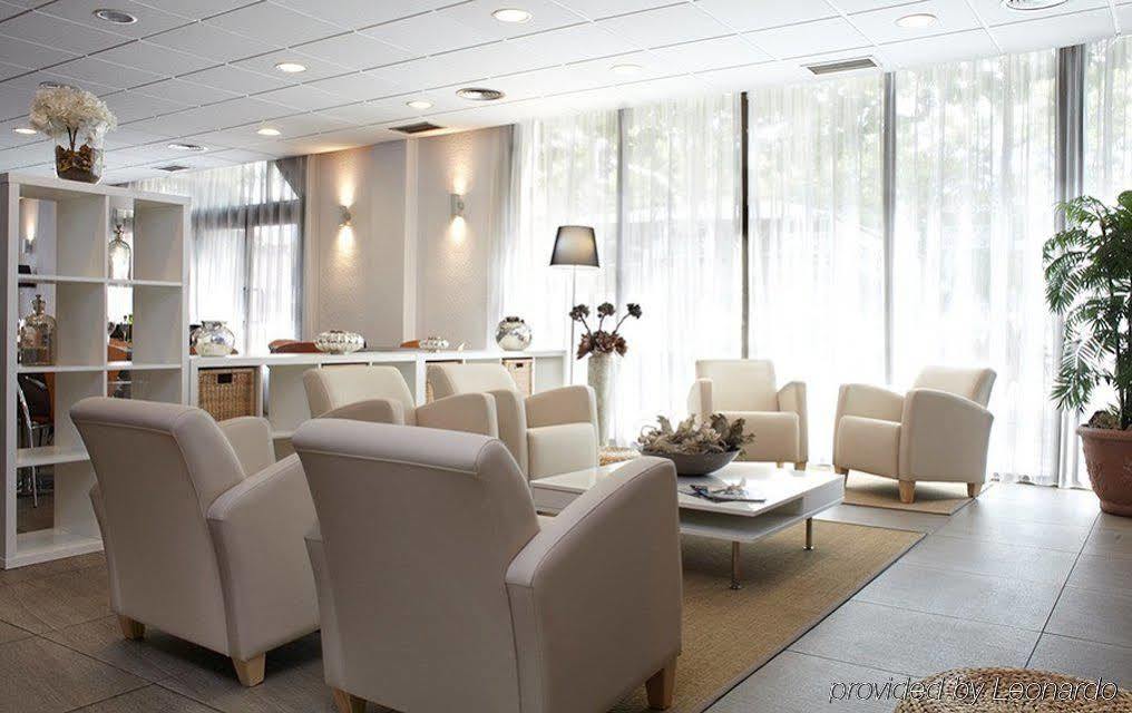 Hotel Hc*** Mollet Barcelona มอลเยต เดล บาเยส ภายนอก รูปภาพ